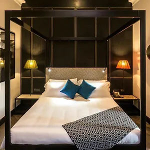 the-hall-tailor-suite.it-romehotels.com/